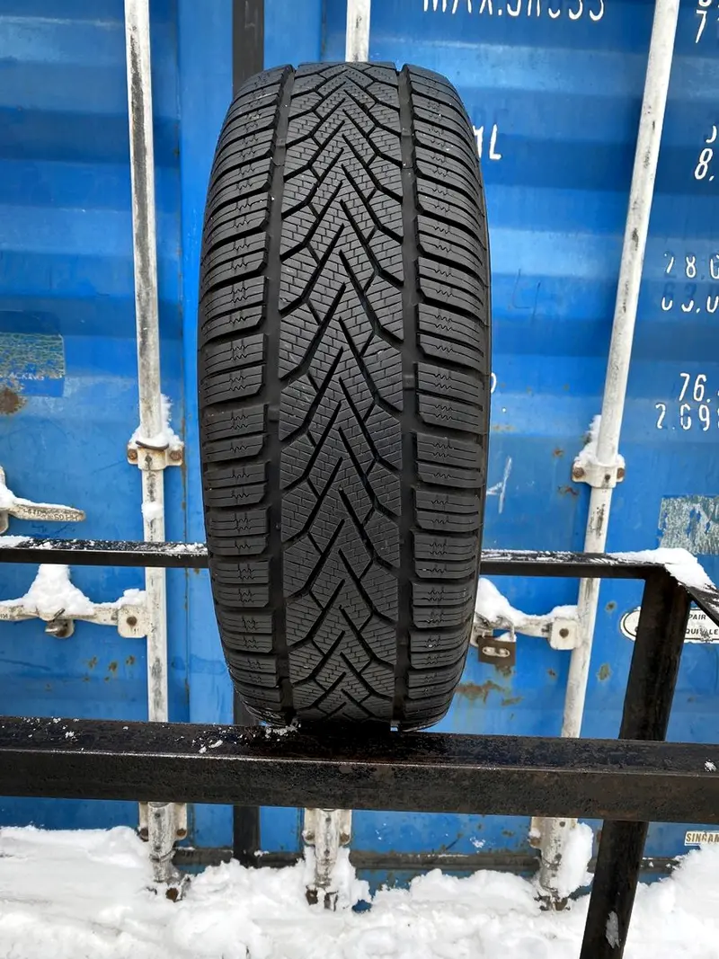 Б/у шина 225/55 R17 Semperit Speed-Grip 2