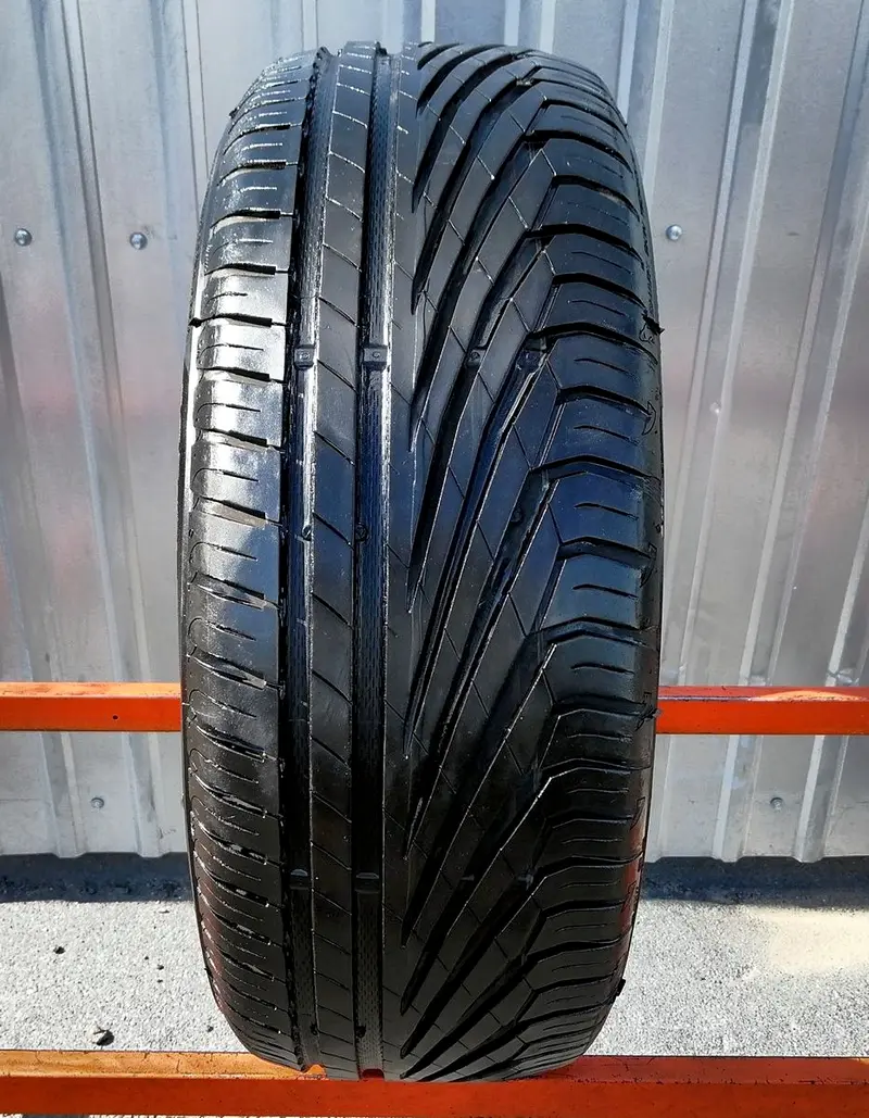 Б/у шина 225/55 R17 Uniroyal Rain Sport 3