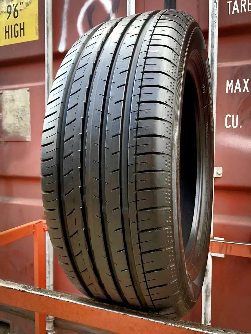 Б/у шина 225/55 R17 Yokohama BlueEarth AE51