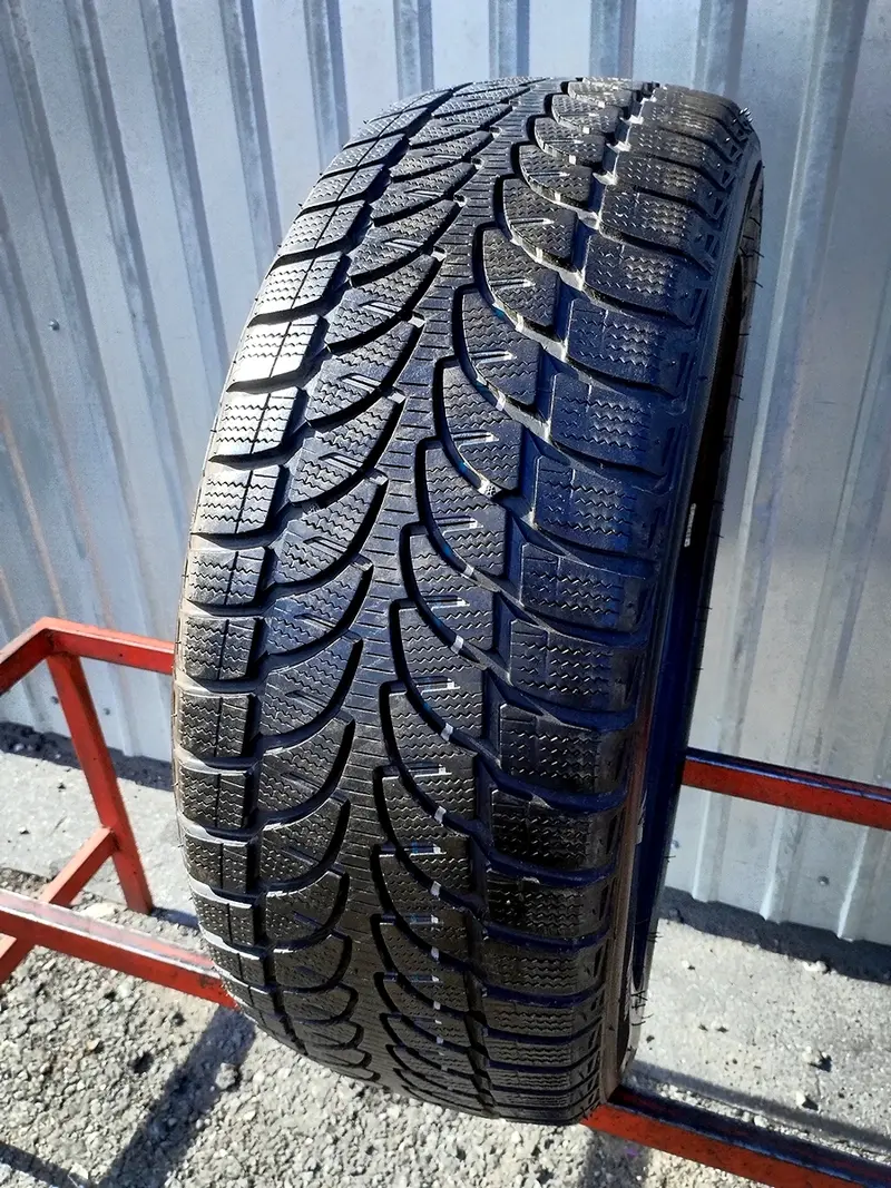 Б/у шина 225/55 R18 Bridgestone Blizzak LM-80 EVO, фото 1