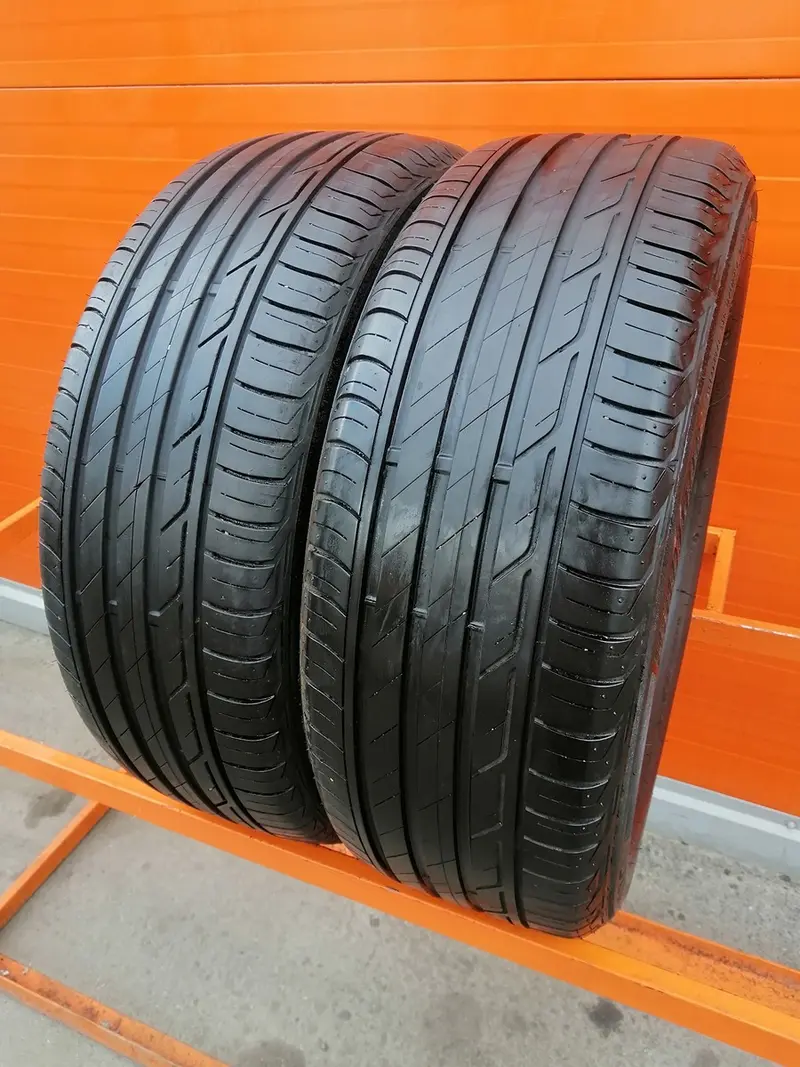Пара б/у шин 225/55 R18 Bridgestone Turanza T001
