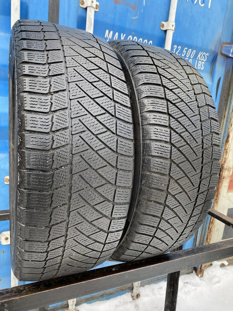 Пара б/у шин 225/55 R18 Continental ContiVikingContact 6