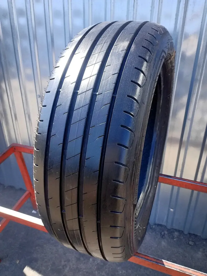 Б/у шина 225/55 R18 Goodyear EfficientGrip 2 SUV, фото 1