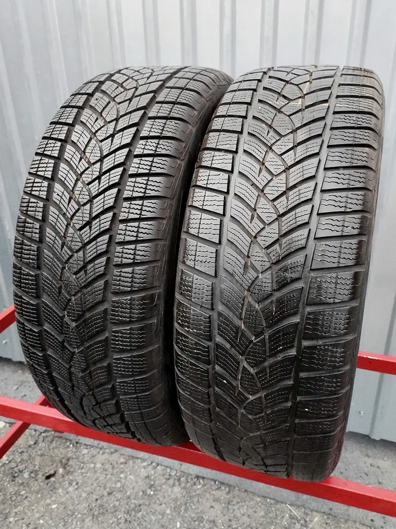 Пара б/у шин 225/55 R18 Goodyear Ultra Grip Perfomance GEN-1