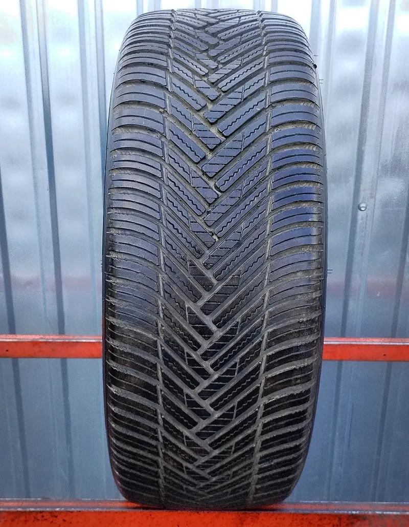 Б/у шина 225/55 R18 Hankook Kinergy 4S2 H750
