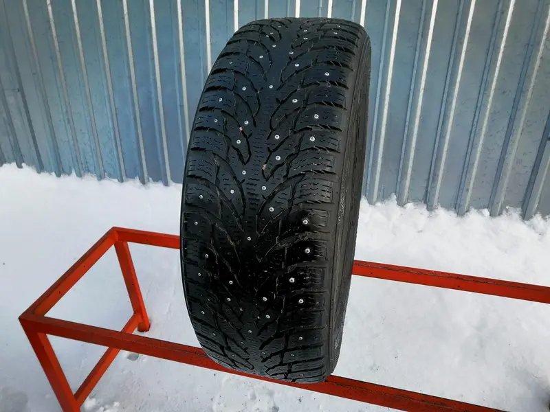 Б/у шина 225/55 R18 Nokian Hakkapeliitta 9