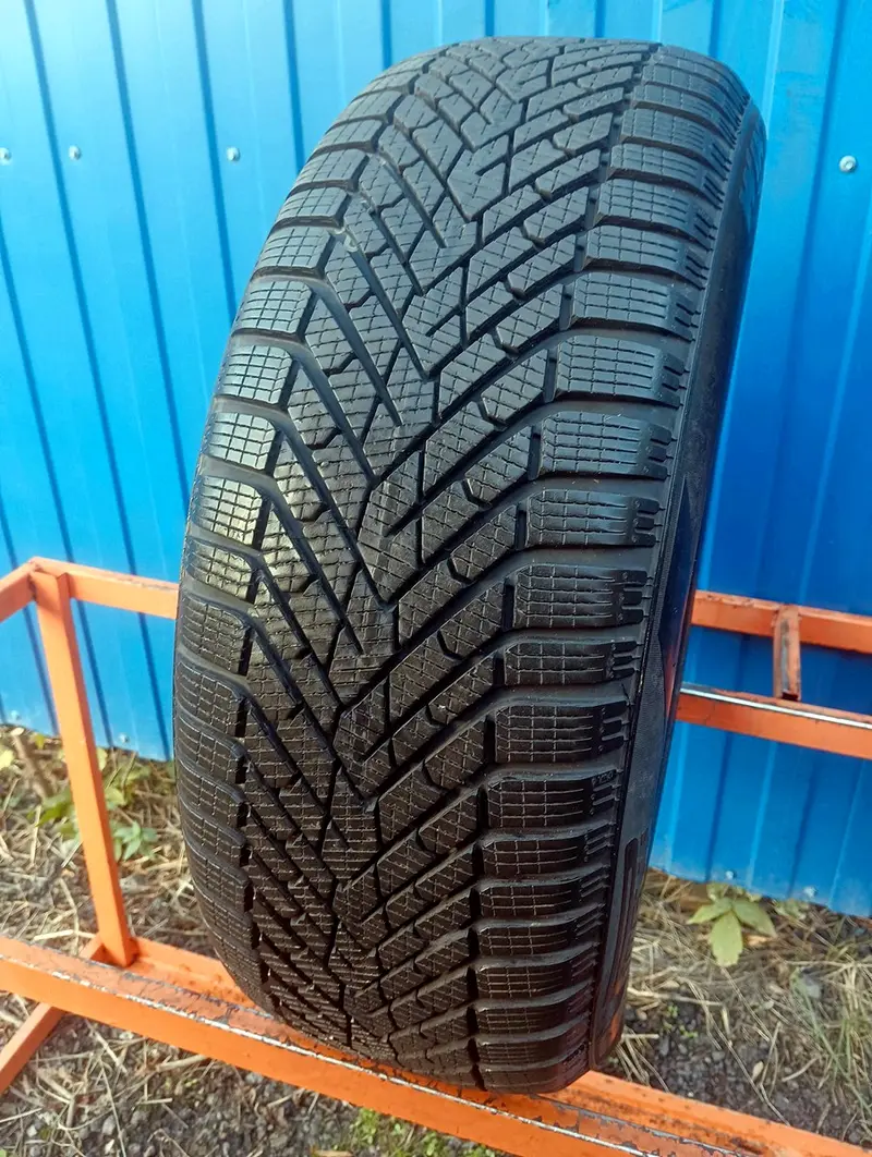 Б/у шина 225/55 R18 Pirelli Winter Cinturato 2