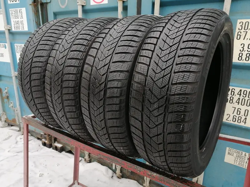 Комплект б/у шин 225/55 R18 Pirelli Winter Sottozero 3