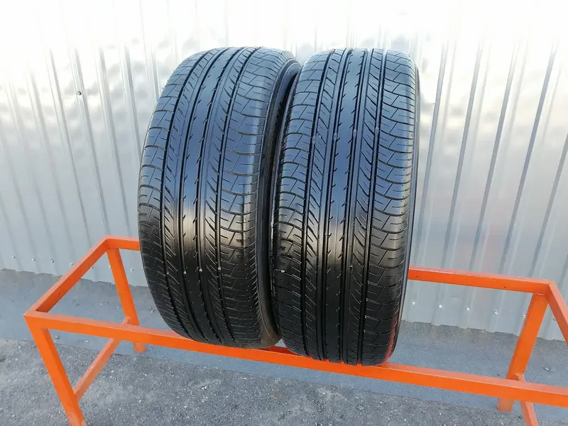 Пара б/у шин 225/55 R18 Yokohama BluEarth E70