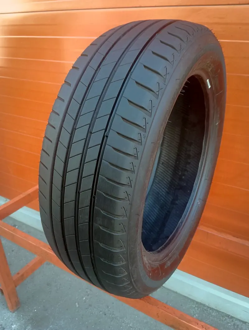 Б/у шина 225/55 R19 Bridgestone Turanza T005