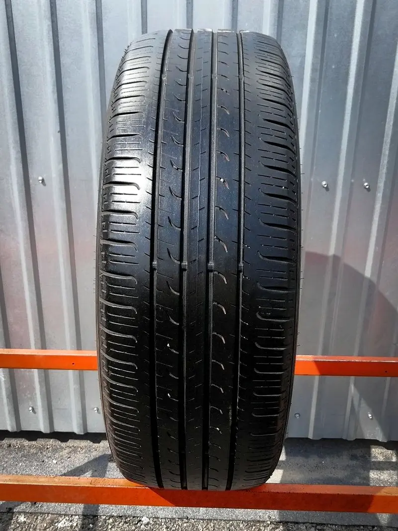 Б/у шина 225/55 R19 Goodyear EfficientGrip SUV 4x4, фото 1