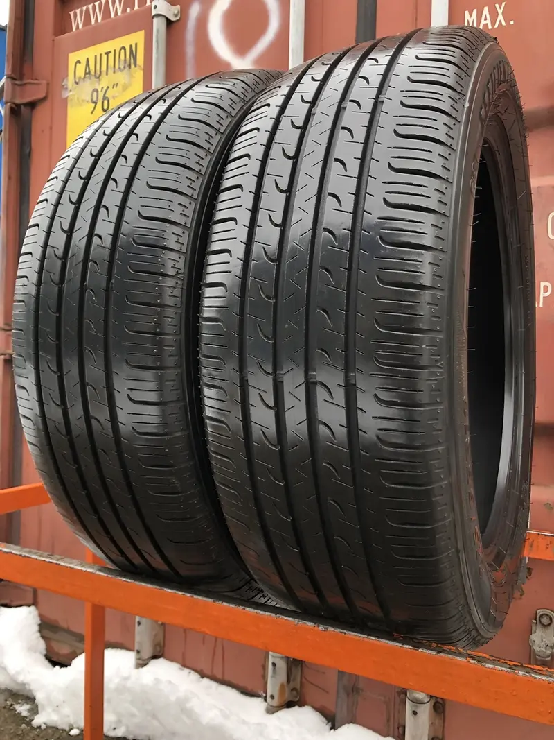 Пара б/у шин 225/55 R19 Goodyear EfficientGrip SUV 4x4