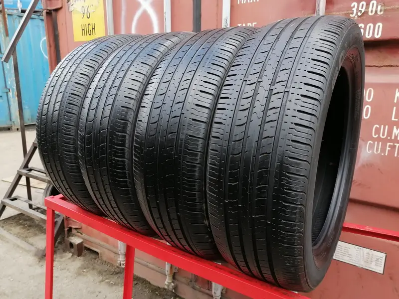 Комплект б/у шин 225/55 R19 Kumho Solus KH 16