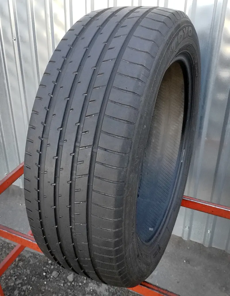 Б/у шина 225/55 R19 Toyo Proxes R36