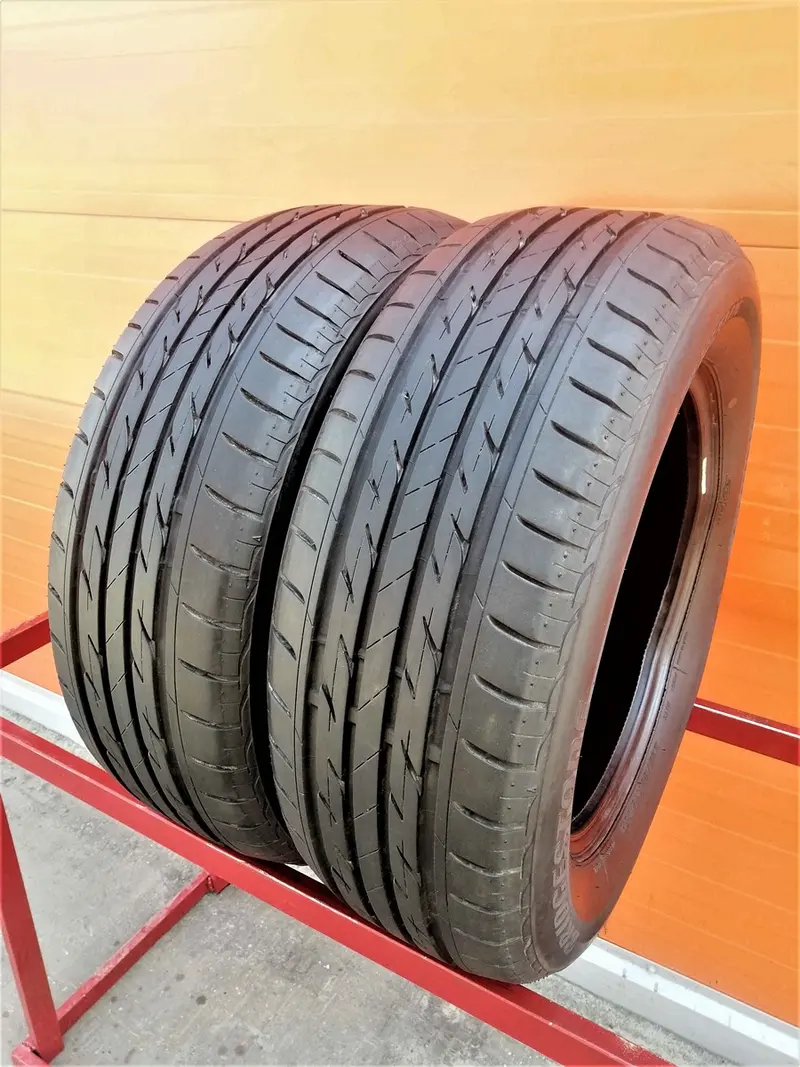 Пара б/у шин 225/60 R16 Bridgestone Nextry