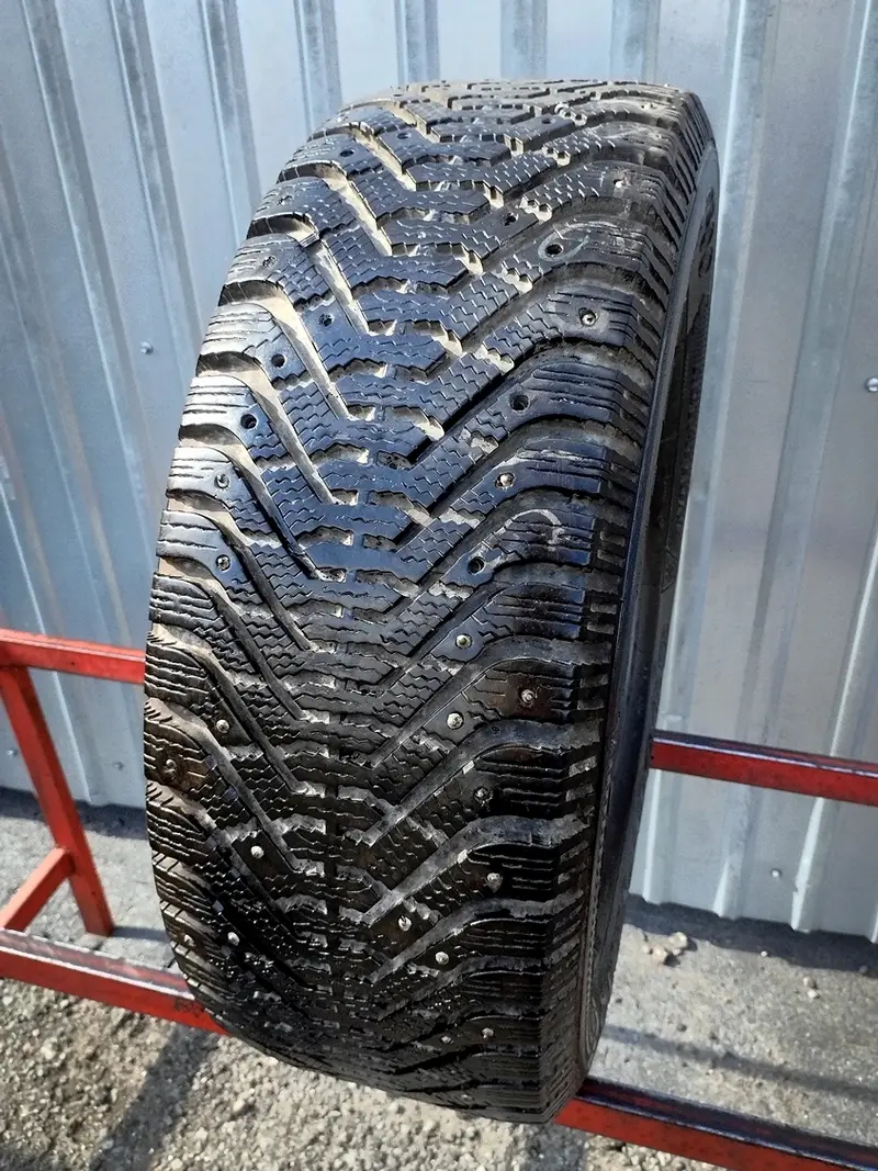 Б/у шина 225/60 R16 Goodyear Ultra Grip 500