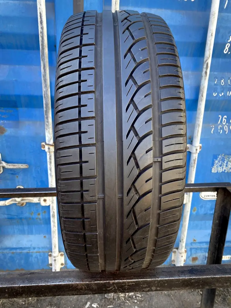 Б/у шина 225/60 R16 Kumho Ecsta KH11
