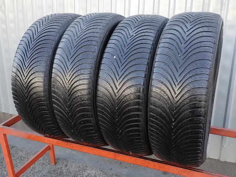 Комплект б/у шин 225/60 R16 Michelin Alpin 5, фото 1