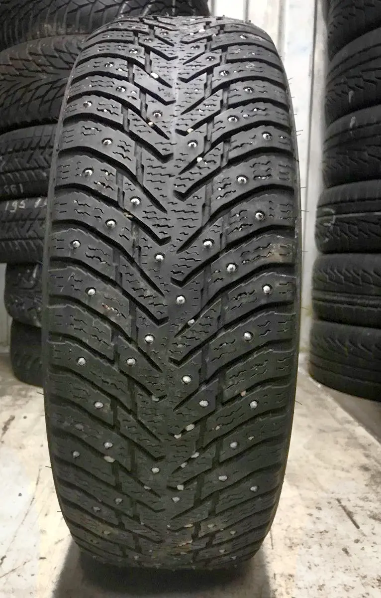 Б/у шина 225/60 R16 Nokian Hakkapeliitta 8