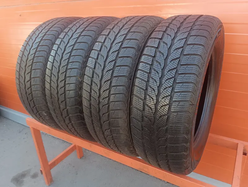 Комплект б/у шин 225/60 R16 Uniroyal MS Plus 66