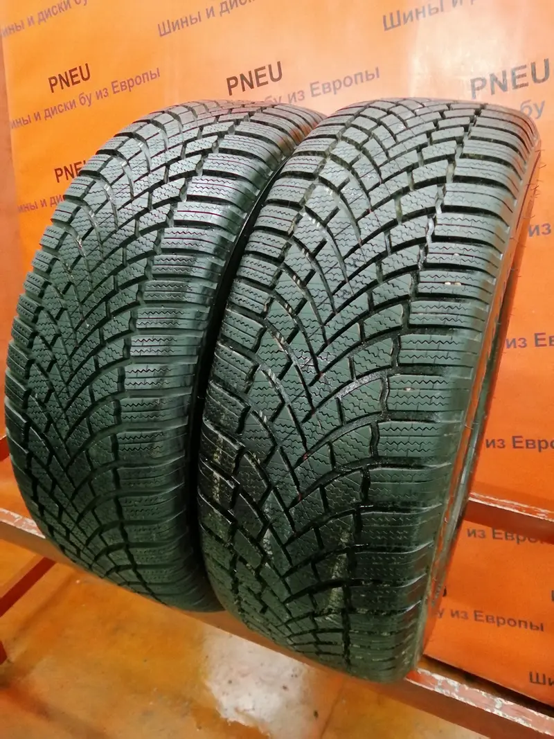 Пара б/у шин 225/60 R17 Bridgestone Blizzak LM-005