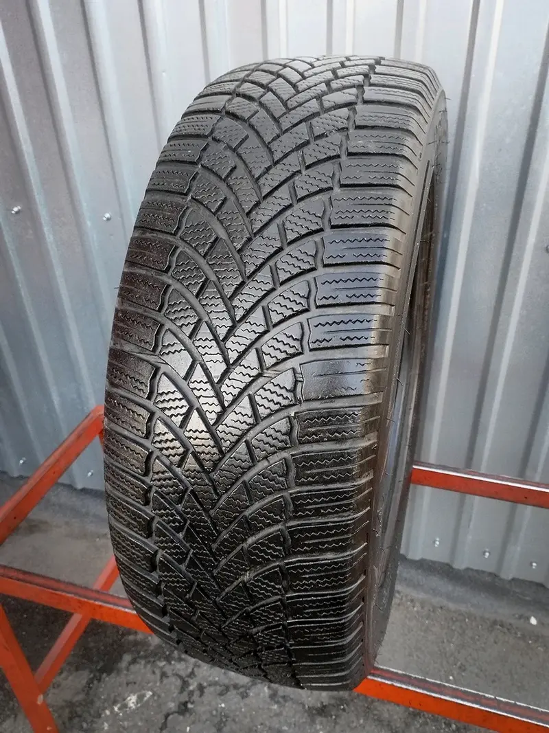 Б/у шина 225/60 R17 Bridgestone Blizzak LM-005, фото 1