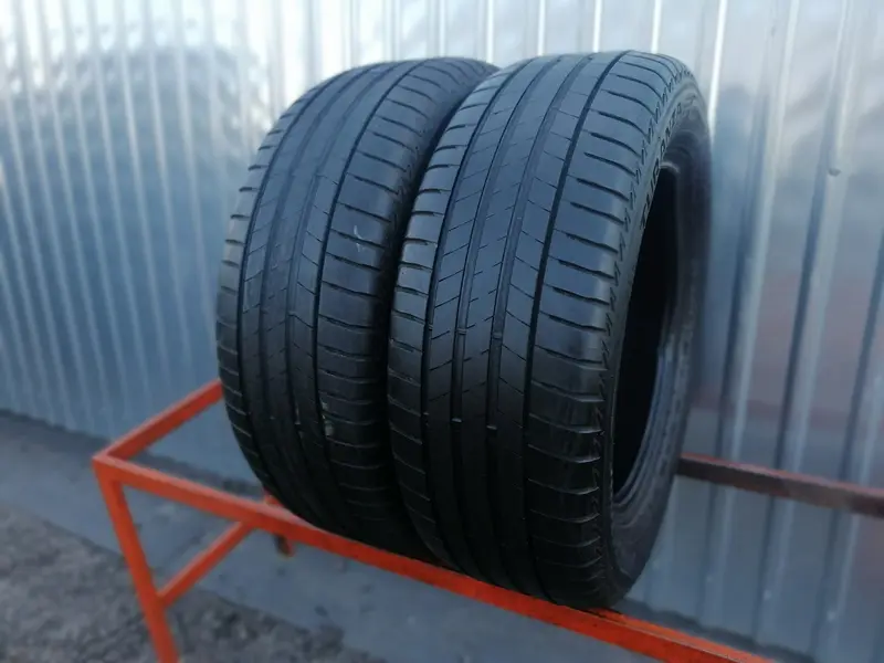 Пара б/у шин 225/60 R17 Bridgestone Turanza T005