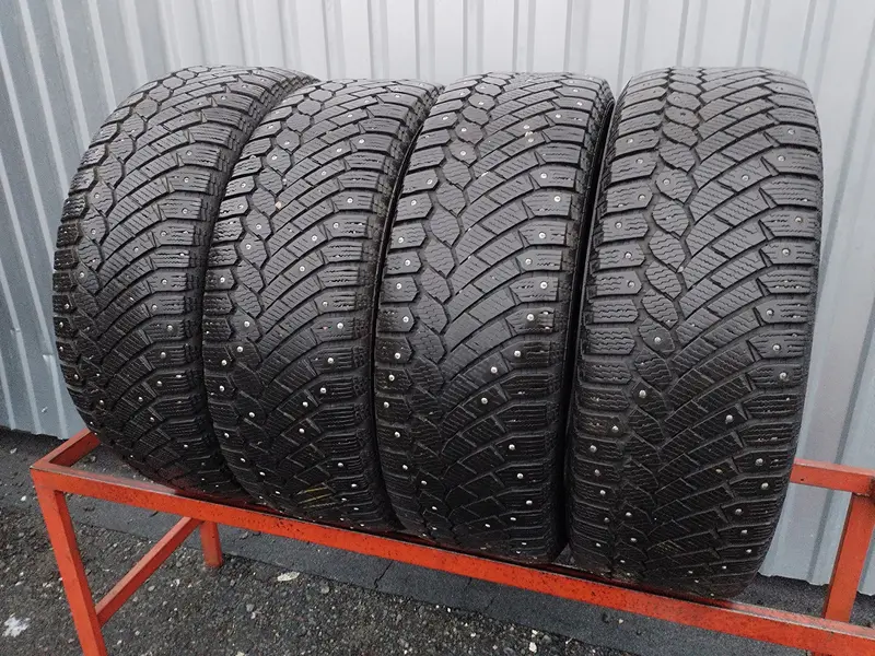 Комплект б/у шин 225/60 R17 Continental ContiIceContact 4x4
