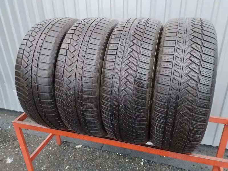 Комплект б/у шин 225/60 R17 Continental ContiWinterContact TS 850 P SUV