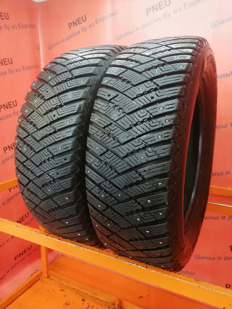 Пара б/у шин 225/60 R17 Goodyear Ultra Grip Ice Arctic SUV 4x4