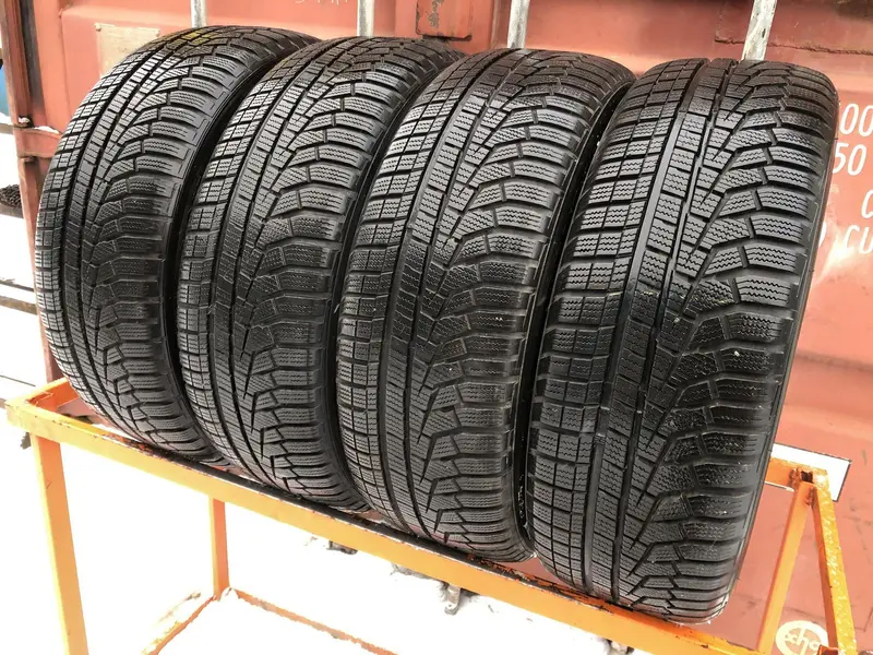 Комплект б/у шин 225/60 R17 Hankook Winter I Cept Evo2 W320, фото 1