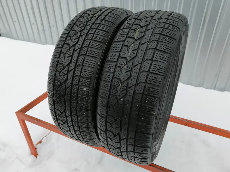 Пара б/у шин 225/60 R17 Kumho I ZEN RV Asymetric KC15