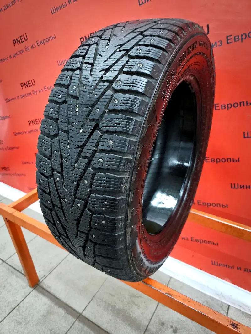 Б/у шина 225/60 R17 Nokian Hakkapeliitta 7 SUV