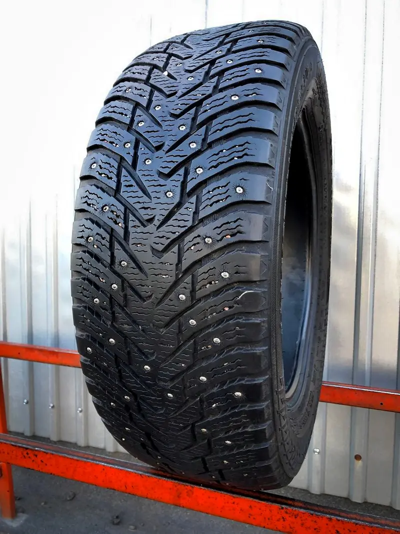 Б/у шина 225/60 R17 Nokian Hakkapeliitta 8 SUV