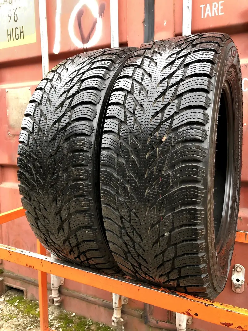 Пара б/у шин 225/60 R17 Nokian Hakkapeliitta R3 SUV, фото 1