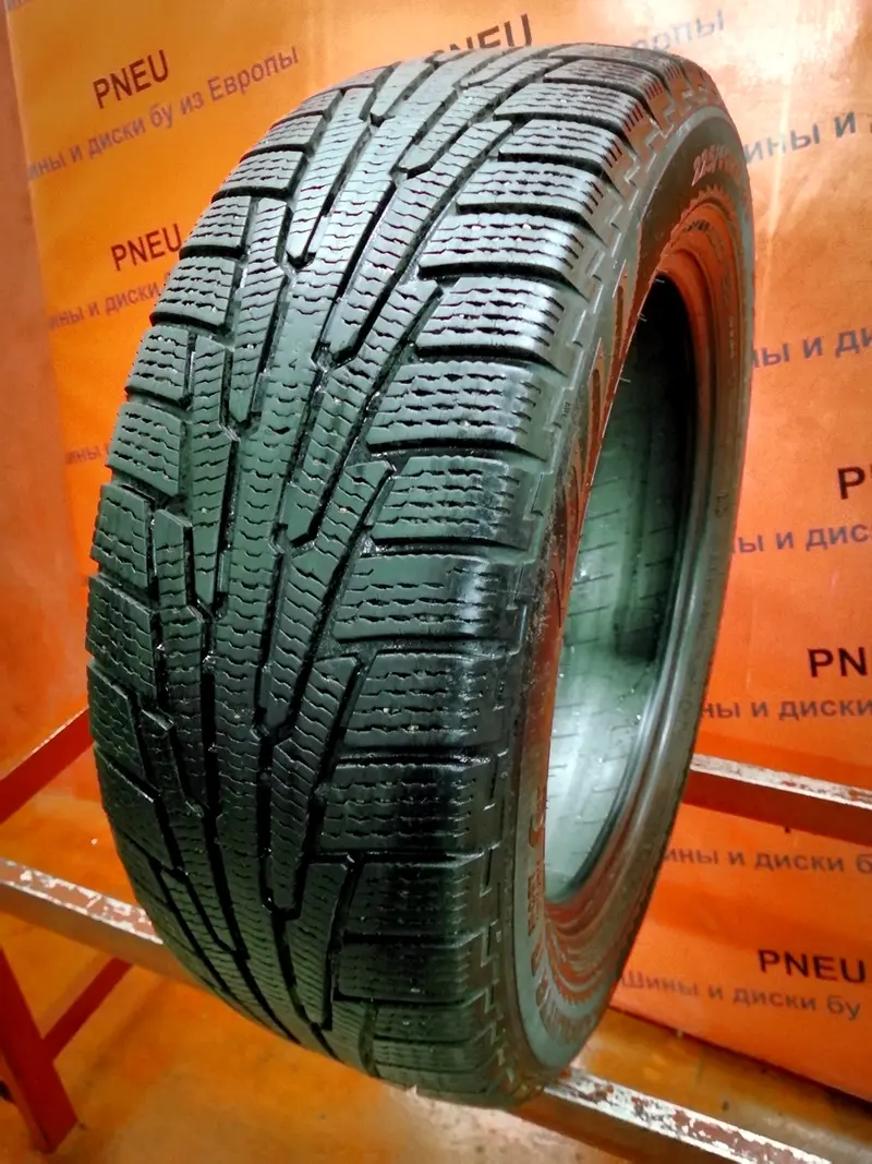 Б/у шина 225/60 R17 Nokian Hakkapeliitta R RunFlat