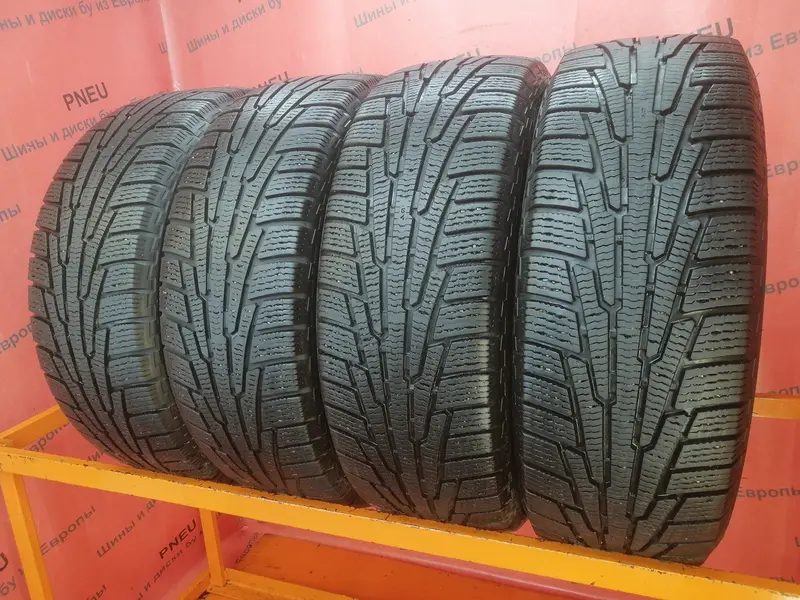 Комплект б/у шин 225/60 R17 Nokian Hakkapeliitta R SUV