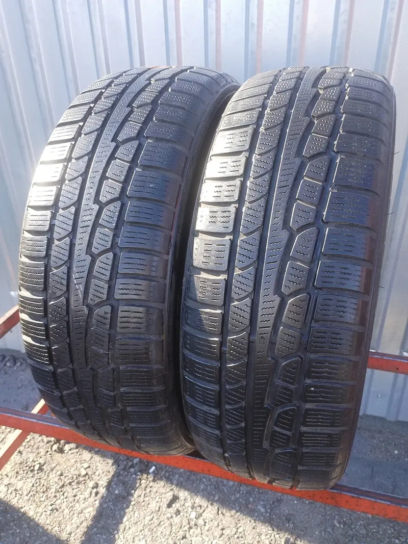 Пара б/у шин 225/60 R17 Nokian WR G2 SUV