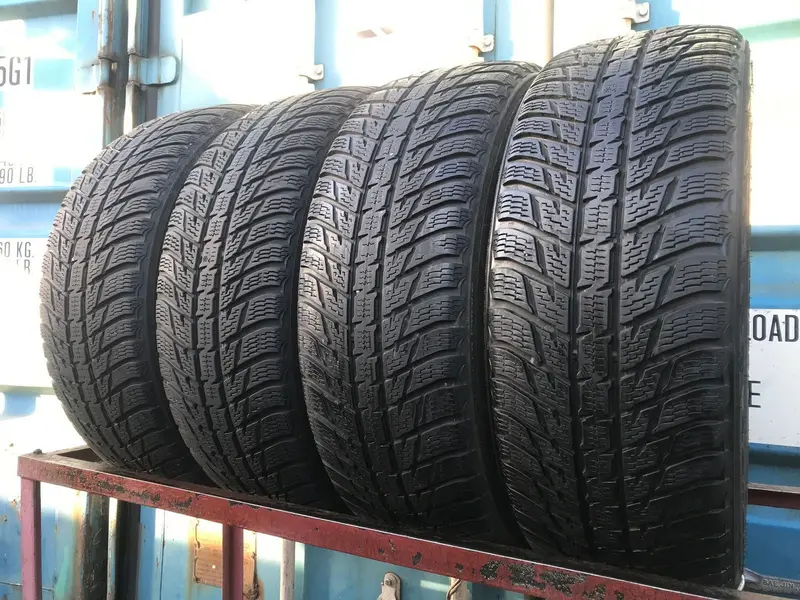 Комплект б/у шин 225/60 R17 Nokian WR SUV 3