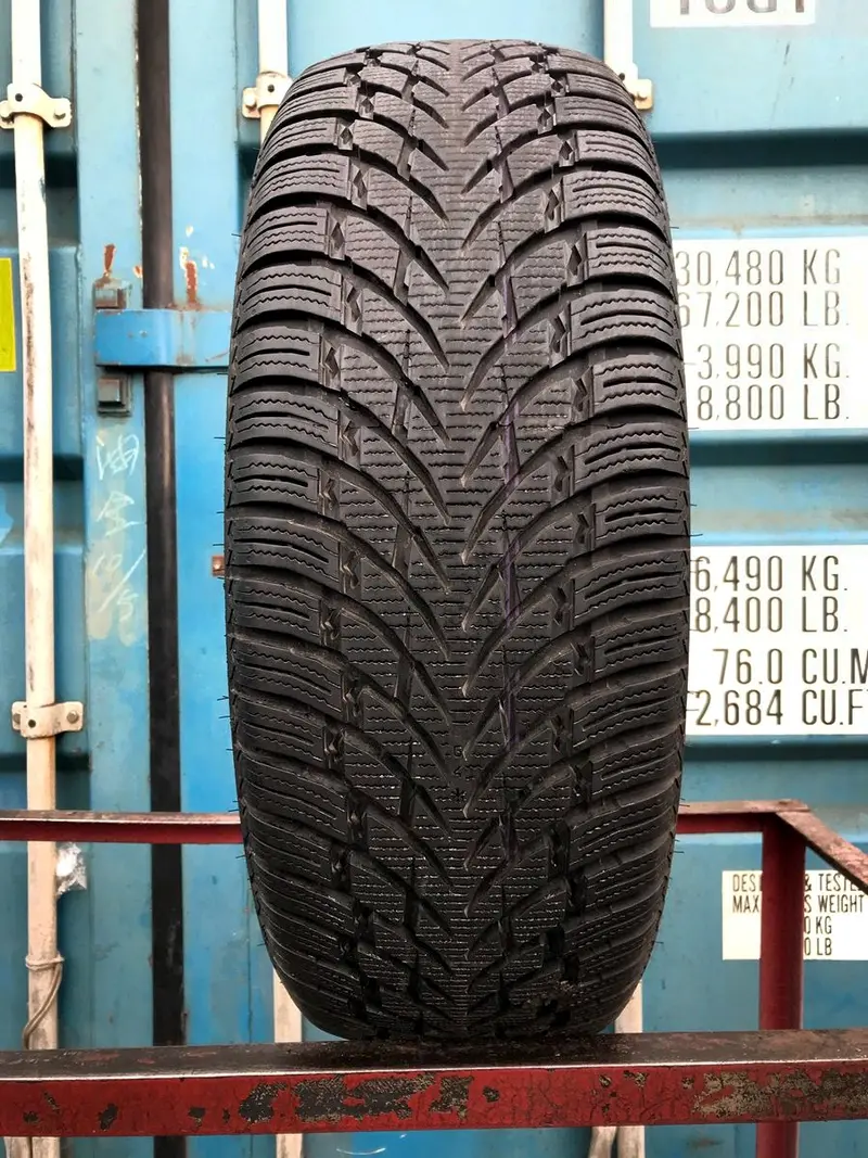 Б/у шина 225/60 R17 Nokian WR SUV 4