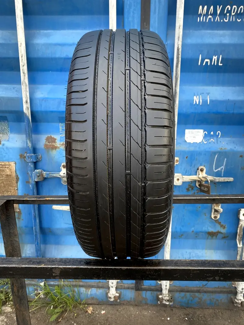 Б/у шина 225/60 R17 Nokian Wetproof SUV