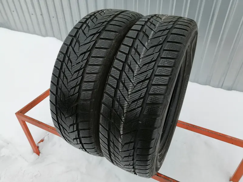 Пара б/у шин 225/60 R17 Vredestein Wintrac Xtreme S