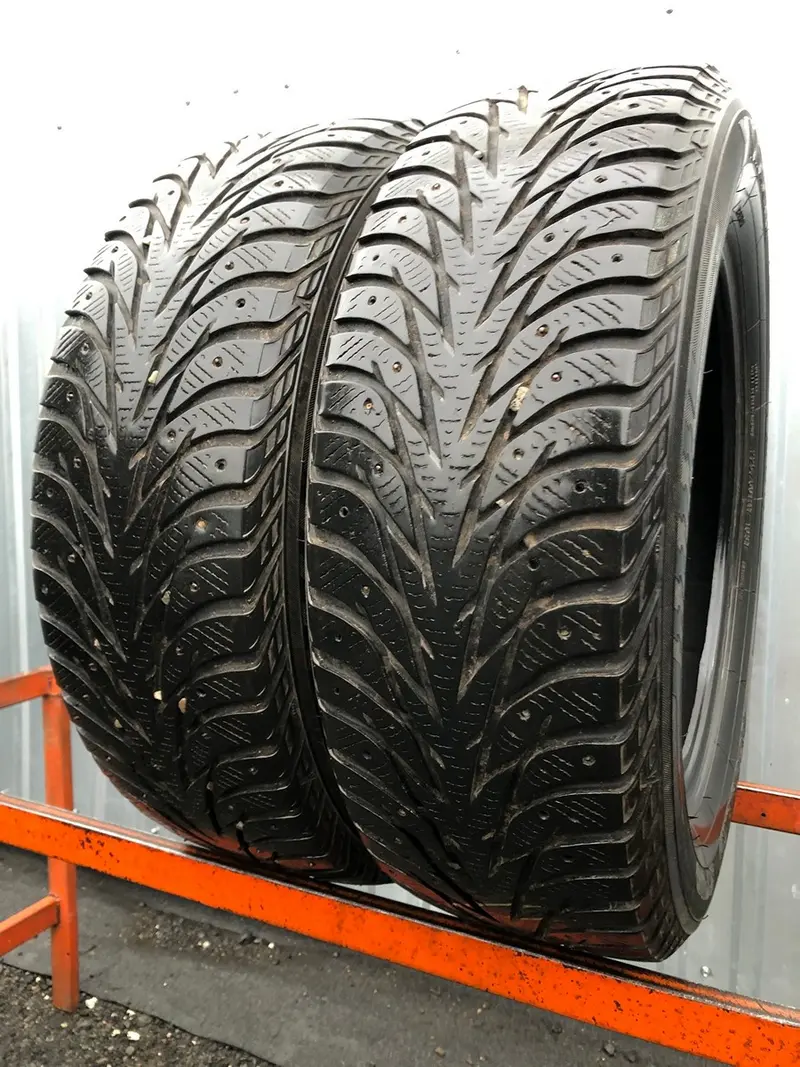 Пара б/у шин 225/60 R17 Yokohama Ice Guard IG35