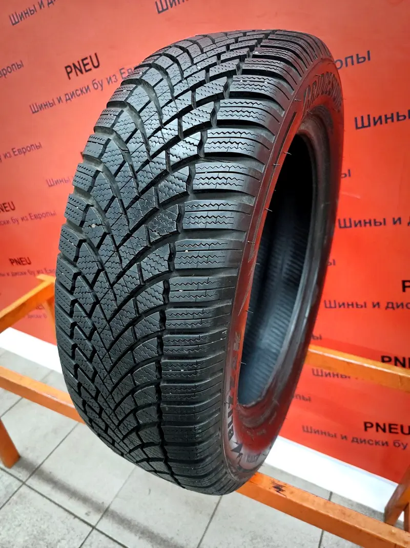 Б/у шина 225/60 R18 Bridgestone Blizzak LM-005