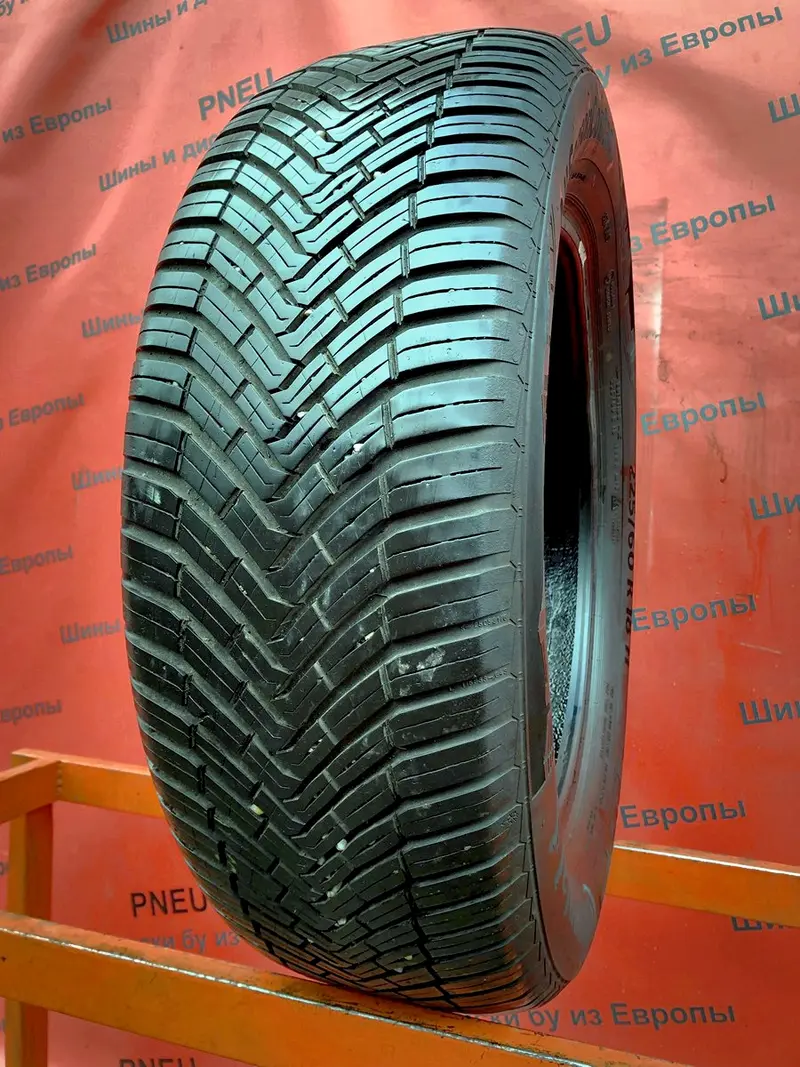 Б/у шина 225/60 R18 Continental AllSeasonContact, фото 1