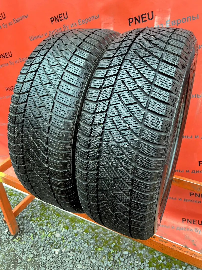 Пара б/у шин 225/60 R18 Continental ContiVikingContact 6
