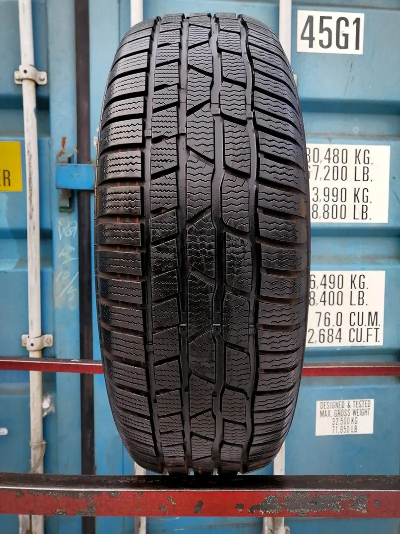 Б/у шина 225/60 R18 Continental ContiWinterContact TS 830 P
