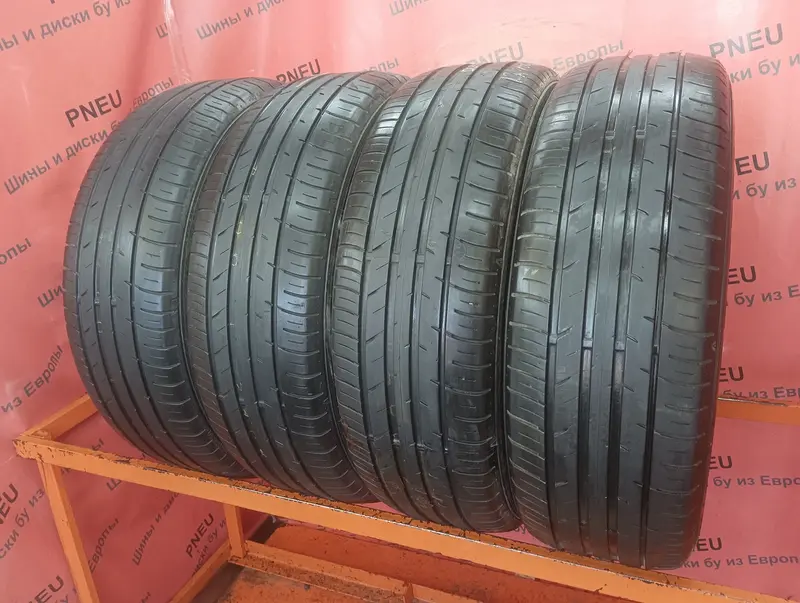 Комплект б/у шин 225/60 R18 Dunlop SP Sport FM800