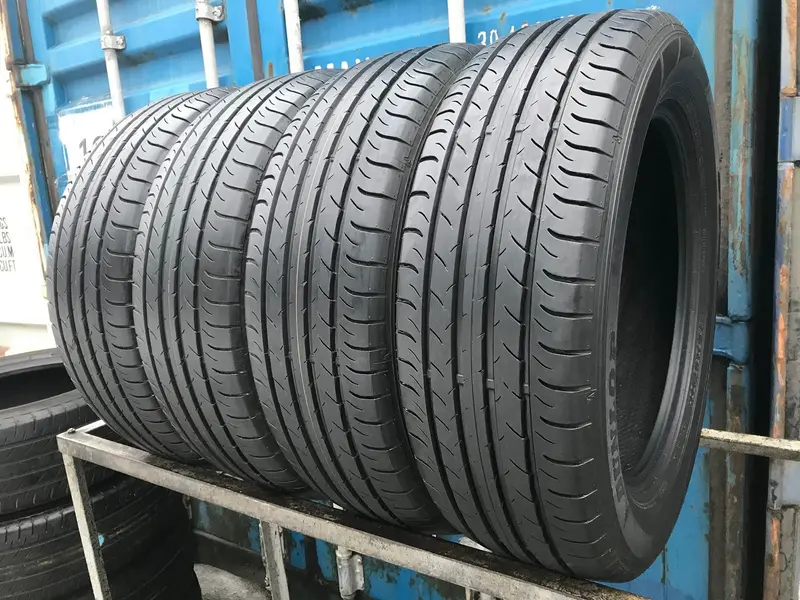 Комплект б/у шин 225/60 R18 Dunlop SP Sport Maxx 050