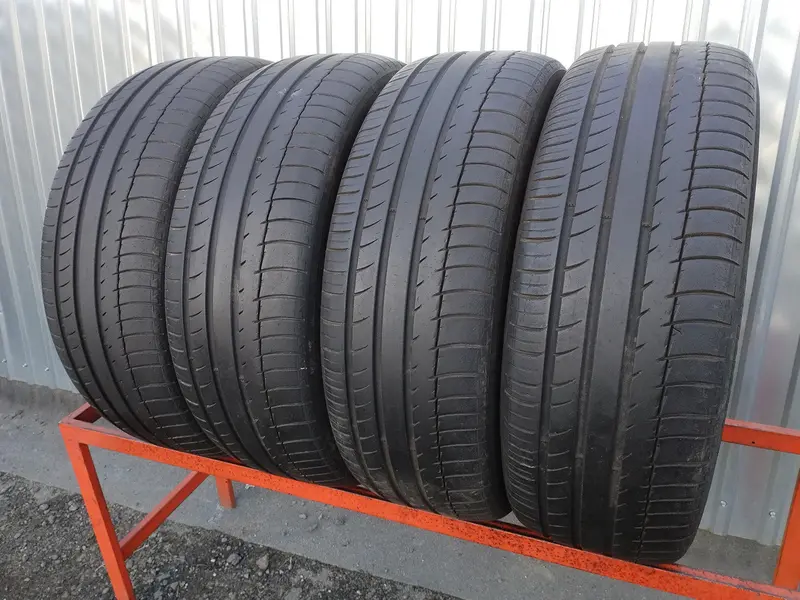 Комплект б/у шин 225/60 R18 Michelin Latitude Sport